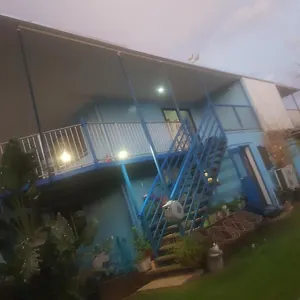 Mick's Club Inn